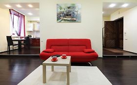 Paulmarie Apartments On Lenina Avenue